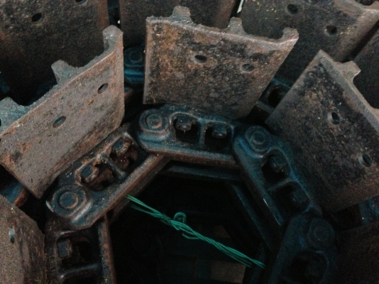 ขายโซ่พร้อมใบแทรคพร้อมใช้งานจากญี่ปุ่น ยังไม่เคยใช้ 65000 นำเข้าจากญี่ปุ่นไม่เคยใช้ในไทย