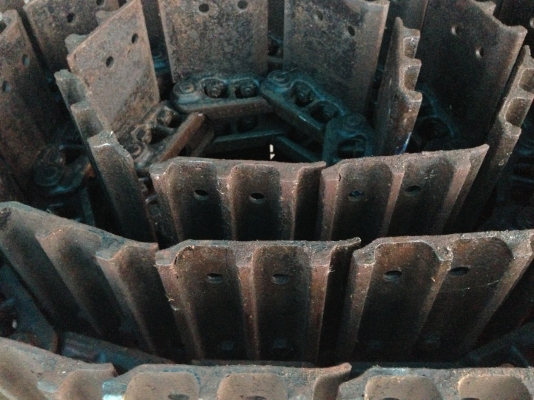 ขายโซ่พร้อมใบแทรคพร้อมใช้งานจากญี่ปุ่น ยังไม่เคยใช้ 65000 นำเข้าจากญี่ปุ่นไม่เคยใช้ในไทย