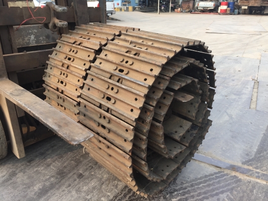 ขายโซ่พร้อมใบแทรคพร้อมใช้งานจากญี่ปุ่น ยังไม่เคยใช้ 65000 นำเข้าจากญี่ปุ่นไม่เคยใช้ในไทย