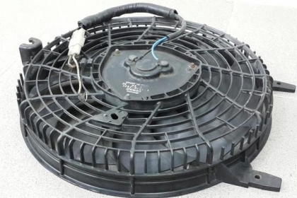 ขายพัดลมไฟฟ้ายี้ห้อเดนโซ เป่าแผงแอร์