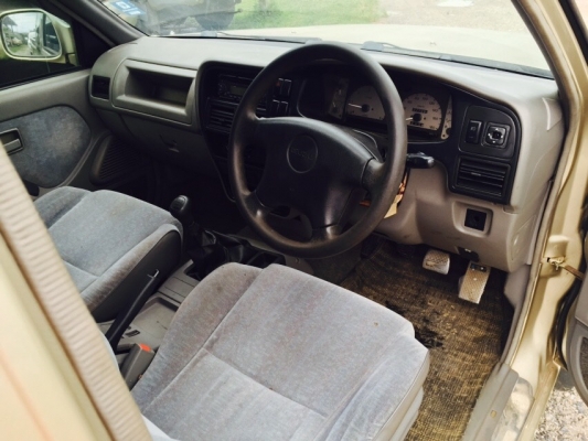 ปี02ราคา 150000฿เครื่องดี3.0 คัชชีสวย สีบางรอบคัน ฟรีดาวน์จัดไฟแน้นได้ โทร 0862691888 หรือ 086-474-7394 ดินแดง กทม