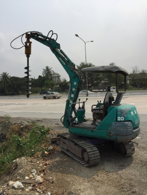 ขายครับเจาะดินปักเสา_KOMATSU PC20-7E