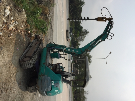 ขายครับเจาะดินปักเสา_KOMATSU PC20-7E