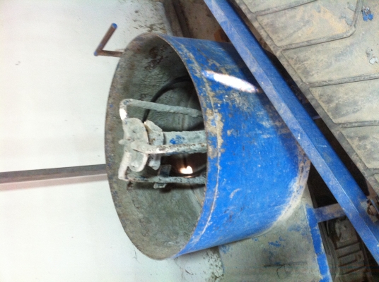 เครื่องอัดอิฐบล็อก