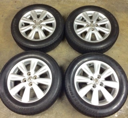 ขาย แม็ก โตโยต้า ยาริส ขอบ15 พร้อมยางสวยๆ