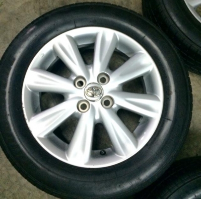 ขาย แม็ก โตโยต้า ยาริส ขอบ15 พร้อมยางสวยๆ
