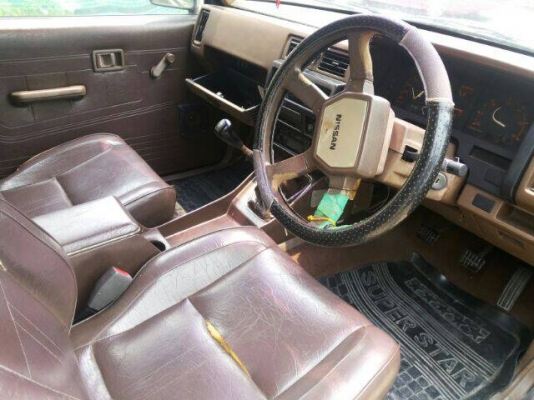 BIG M แวน เดิมๆ เครื่องดีเซล TD27 แน่นๆ พาวเวอร์ แอร์ BIG M แวน เดิมๆ เครื่องดีเซล TD27 แน่นๆ พาวเวอร์ แอร์