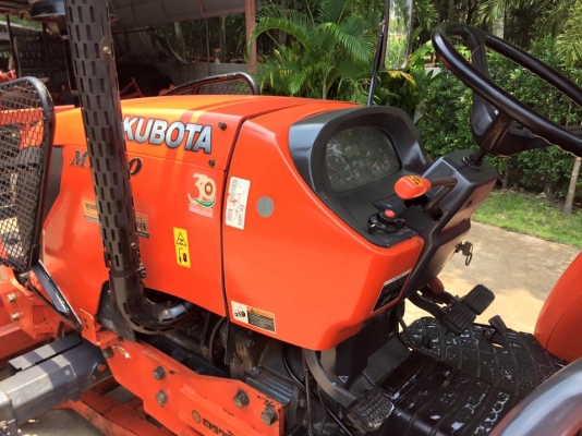 ขายรถไถ Kubota M7040 (4WD) พร้อมดันหน้า ผานพรวนช้าง รถเดิมๆ พร้อมใช้งานครับ ขายรถไถ Kubota M7040 (4WD) พร้อมดันหน้า ผานพรวนช้าง รถเดิมๆ พร้อมใช้งานครับ