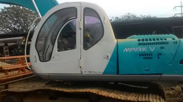 ขายรถแบคโค KOBELCO SK200-5 ไฟฟ้าครบ เครื่องดี ช่วงล่างแน่น แอร์เย็น เอกสารเล่มทะเบียนพร้อมโอน สนใจโทร 090-8588220คุณนะ 093-3258446คุณบิว หรือเข้าดูสินค้าอื่นๆได้ที่ www.truck.in.th/498 หรือเพจFacebook ณรงค์ ซื้อขายรถมือสอง (เว็บไซต์ส่วนตัว) หรือFacebook ค