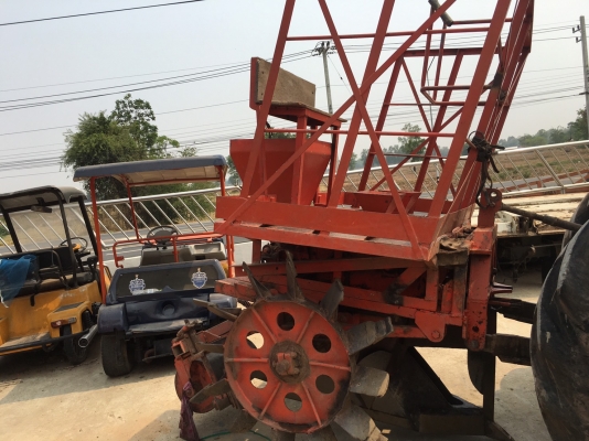 ** ราคา 37,000 **เครื่องปลูกอ้อย 2ร่อง ของโรงงานกลกิจ บ้านโป่ง มีมาตัวเดียวรีบโทรเลยคับ (ราคาใหม่ 75,000)