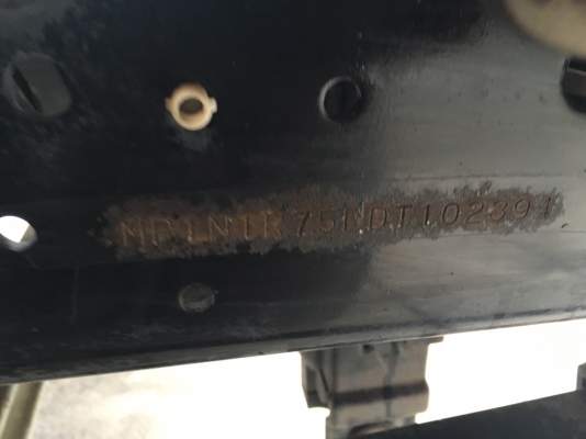 ขายISUZU 6ล้อ NQR 175  EURO 3 รุ่นหน้าตึกเครื่อง 175 เเรง เครื่องคอมมอลเรล ตู้เเห้งเปิดได้3บานจดทะเบียนปี 2557 (2014) ยาว5,6เมตร สภาพสวยใครต้องการไม่ผิดหวังราคา970,000บาทจัดไฟเเนนได้ดูรถได้ที่เต็นท์รถ JJ.AUTOCAR 2 หลังวัดจันทรารามติดถนนเพชรเกษมก.ม.ที่68.5