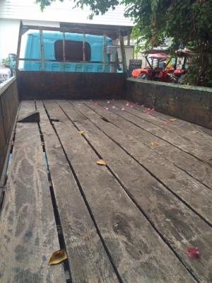 ขาย 6 ล้อ อีซูซุ 110 แรง ยาว 4.30 เมตร