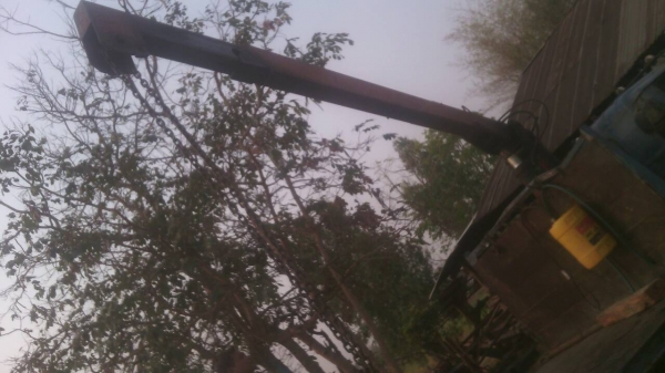 ขายisuzu npr115 พร้อมเครน 2.5 ตันสภาพพร้อมใช้เอกสารครบ