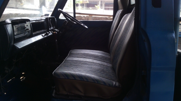 รถบรรทุกสี่ล้อกลางป้ายเล็กไม่ติดเวลา