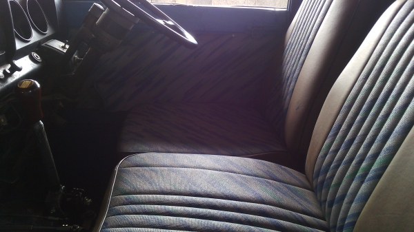 รถบรรทุกสี่ล้อกลางป้ายเล็กไม่ติดเวลา