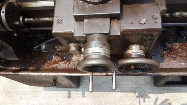 ขายครับขาย เครื่องกลึง ไต้หวัน ยี่ห้อ SW ขนาด 4 ฟุต 2 เพลา ไฟบ้านครับ ไฟบ้าน สภาพใช้งานอยู่ มี 3 ขาให้ ไม่มียันศูนย์ หัวจับ kitakawa ขนาด 6" ฟันกลับอยู่ครบ 29000 บาท 0814583376 เอก ปทุม ขายครับขาย เครื่องกลึง ไต้หวัน ยี่ห้อ SW ขนาด 4 ฟุต 2 เพลา ไฟบ้านครับ ไฟบ้าน สภาพใช้งานอยู่ มี 3 ขาให้ ไม่มียันศูนย์ หัวจับ kitakawa ขนาด 6" ฟันกลับอยู่ครบ 29000 บาท 0814583376 เอก ปทุม