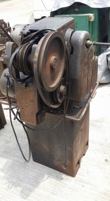 ขายครับขาย เครื่องกลึง ไต้หวัน ยี่ห้อ SW ขนาด 4 ฟุต 2 เพลา ไฟบ้านครับ ไฟบ้าน สภาพใช้งานอยู่ มี 3 ขาให้ ไม่มียันศูนย์ หัวจับ kitakawa ขนาด 6" ฟันกลับอยู่ครบ 29000 บาท 0814583376 เอก ปทุม ขายครับขาย เครื่องกลึง ไต้หวัน ยี่ห้อ SW ขนาด 4 ฟุต 2 เพลา ไฟบ้านครับ ไฟบ้าน สภาพใช้งานอยู่ มี 3 ขาให้ ไม่มียันศูนย์ หัวจับ kitakawa ขนาด 6" ฟันกลับอยู่ครบ 29000 บาท 0814583376 เอก ปทุม