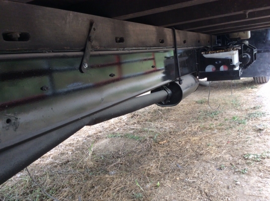 ISUZU 6ล้อ Rocky เครื่อง 195 แรง ยาว 7.2 ม. พวงมาลัยพาว์เวอร์ กระจกไฟฟ้า เบรคจิฟฟี่   เครื่องดี ครัทซีสวย  รถพร้อมใช้งาน ขาย 620,000 บาท ศุภากร 081-1903107, 081-4252943