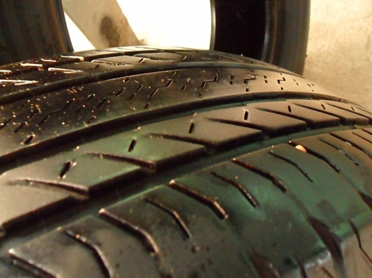 ยางกระบะขอบ16 บริดสโตน215-70-R16 ลงพื้นปลายปี14 (4เส้น2,800) ยางกระบะขอบ16 บริดสโตน215-70-R16 ลงพื้นปลายปี14 (4เส้น2,800)