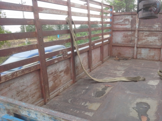 ขาย เหล็กกระบะ6ล้อ (ไม่ดั้ม)