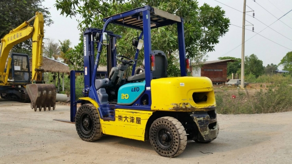 ขายด่วนรถยกKOMATSU FG20-14ยก2ตันเสาสูง3เมตรยางตัน4เส้นรถนอกเพิ่งนำเข้ามายังไม่เคยใช้งานในเมืองไทยเลย