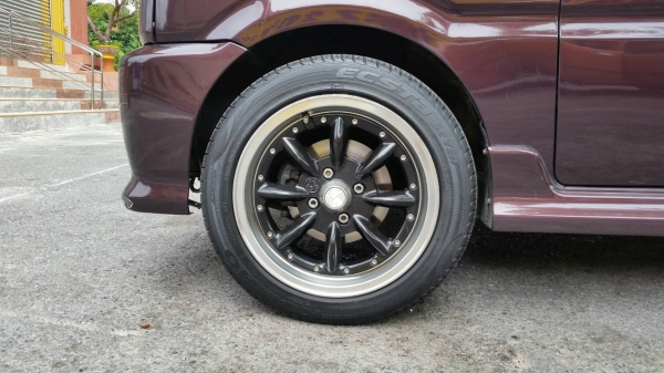 ล้อ15x7 ออฟ35 4รู100 สภาพสวย ยาง195/50/15 ปี12