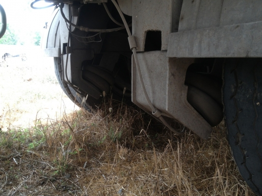 ขายหางพ่วง 3 เพลาแท้ ยกล้อได้ อู่ ST ยางดี กะบะผุนิดหน่อย ทะเบียนแจ้ง ม.79 ขายหางพ่วง 3 เพลาแท้ ยกล้อได้ อู่ ST ยางดี กะบะผุนิดหน่อย ทะเบียนแจ้ง ม.79