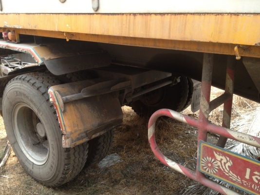 ขายหางพ่วง 3 เพลาแท้ ยกล้อได้ อู่ ST ยางดี กะบะผุนิดหน่อย ทะเบียนแจ้ง ม.79 ขายหางพ่วง 3 เพลาแท้ ยกล้อได้ อู่ ST ยางดี กะบะผุนิดหน่อย ทะเบียนแจ้ง ม.79