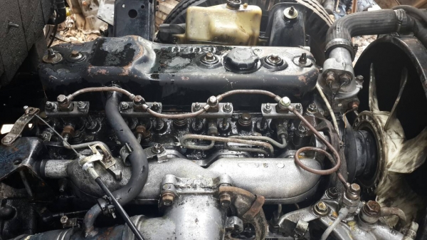 ขาย6ล้ออีซูซุ NPR เครื่อง4BD1ยาว4เมตรกว่าสภาพดียางดีชัชซีสวยมากพร้อมใช้หัวมีผุบ้างเล็กน้อยราคา265000บาท