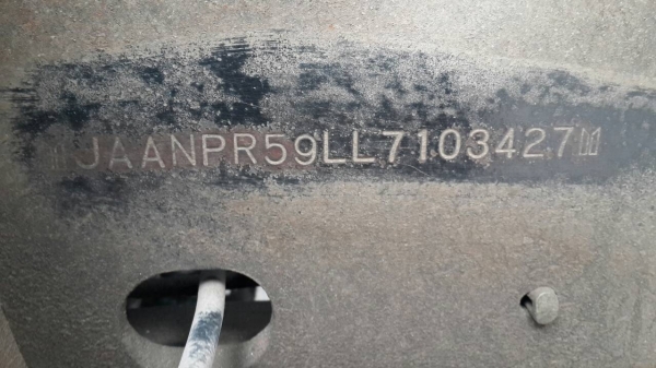 ขาย6ล้ออีซูซุ NPR เครื่อง4BD1ยาว4เมตรกว่าสภาพดียางดีชัชซีสวยมากพร้อมใช้หัวมีผุบ้างเล็กน้อยราคา265000บาท