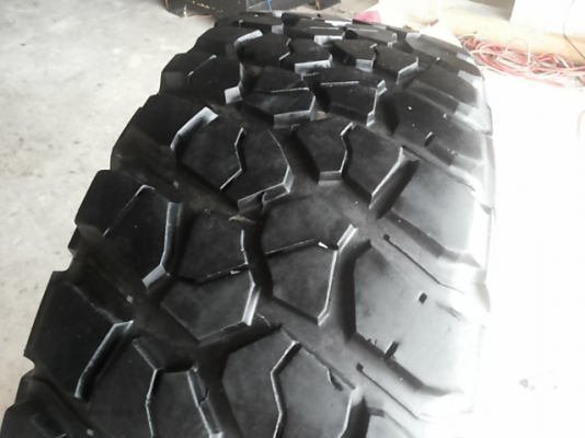 BFGoodrich KM2 285/75/16(33) พร้อมใช้