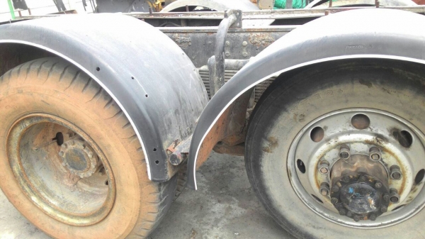 ขาย คัชซี FM1J  210 แรงม้า. ( ขาย ตามสภาพ. )    สนใจติดต่อ  081 - 6079515