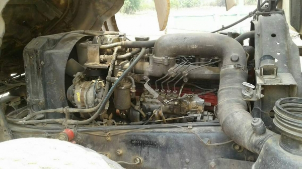 ขายรถ10ล้อ ดั้ม2เพลา FM17 เครื่อง185แรง พ.เพาเวอร์ เบรกทิฟฟี่ ยางดี มีโรบา เอกสารพร้อมโอน สนใจโทร 090-8588220คุณนะ 093-3258446คุณบิว หรือเข้าดูสินค้าอื่นๆได้ที่ www.truck.in.th/498 หรือเพจFacebook ณรงค์ ซื้อขายรถมือสอง (เว็บไซต์ส่วนตัว) หรือFacebook คุณนะ