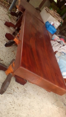 โต๊ะไม้มะค่า หน้ากว้าง 80-90ซม.ตัวละ40,000.-