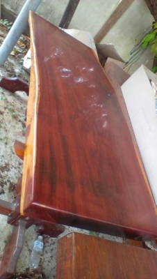 โต๊ะไม้มะค่า หน้ากว้าง 80-90ซม.ตัวละ40,000.-