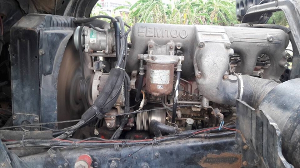 ขายสิบล้อดั้ม Heno 227 เครื่อง 240 เกียร์ฟุนเลอร์ เอกสานพร้อมโอน แอร์เย็น มีระบบรากลูก รถซื่อเจ้า ของเอง โทร 0805771468