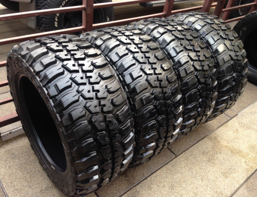 ยาง MUD FEDERAL 33X12.5 R20 ปี14 ดอกเต็ม ไม่มีปะ ลุยได้อีกหลายปี ราคาไม่แพง