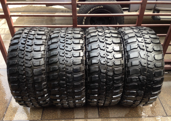 ยาง MUD FEDERAL 33X12.5 R20 ปี14 ดอกเต็ม ไม่มีปะ ลุยได้อีกหลายปี ราคาไม่แพง