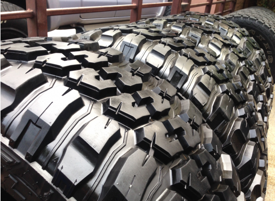 ยาง MUD FEDERAL 33X12.5 R20 ปี14 ดอกเต็ม ไม่มีปะ ลุยได้อีกหลายปี ราคาไม่แพง