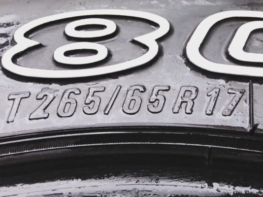 ยาง All Maxxis AT980 ตัวใหม่ 265 65 17 ปลายปี14 ดอกเต็ม ใช้กันยาว ราคาไม่แพง