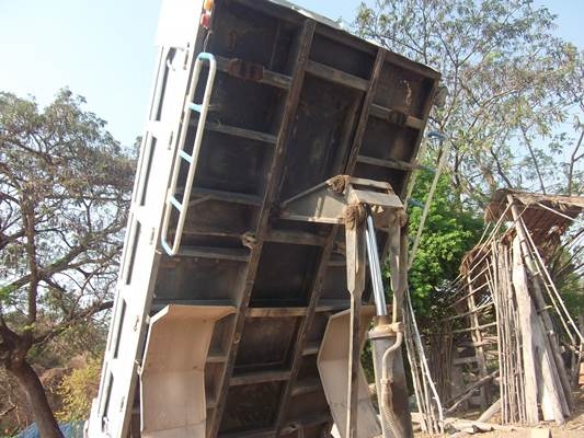 ฝากขายรถ 6 ล้อดั้ม FC4J  140 แรง  ขอขอบคุณครับ