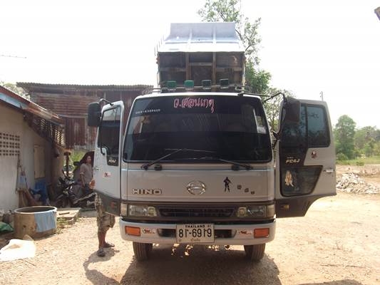 ฝากขายรถ 6 ล้อดั้ม FC4J  140 แรง  ขอขอบคุณครับ