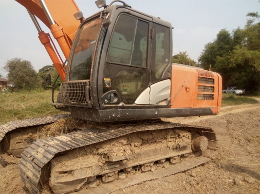 ขออนุญาติขาย  ZX -5G ชั่ว โมง 7000กว่า  พร้อมใช้ งาน เอกสารอิน เวอย พร้อมใช้ ราคา 1950000สนใจติดต่อ  ช่างดำ  0853224877-0988930465