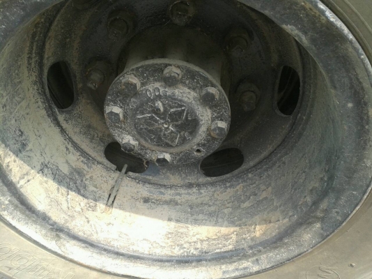 ขาย 6 ล้อดั้ม หัวยาวสวยๆๆ  เครื่อง 6BB 145 แรง มีสโลว์เกียร์กลาง เฟื่องท้ายใหญ่ฟูโซ่ เอกสารสัญญาซื้อขาย