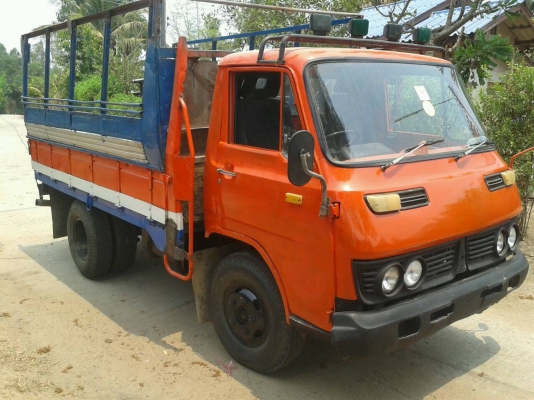 ขายรถ6ล้อ หัวแปช่วงสั้น เครื่อง74 แรง เกียร์สาย กระบะเหล็ก ตงเหล็กทั้งหมดทะเบียนพร้อมโอน