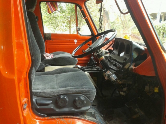 ขายรถ6ล้อ หัวแปช่วงสั้น เครื่อง74 แรง เกียร์สาย กระบะเหล็ก ตงเหล็กทั้งหมดทะเบียนพร้อมโอน