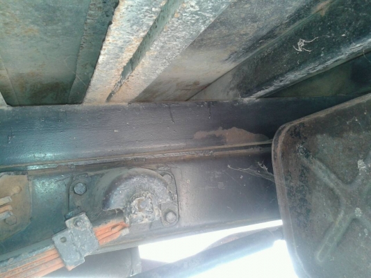 ขายรถ6ล้อ หัวแปช่วงสั้น เครื่อง74 แรง เกียร์สาย กระบะเหล็ก ตงเหล็กทั้งหมดทะเบียนพร้อมโอน