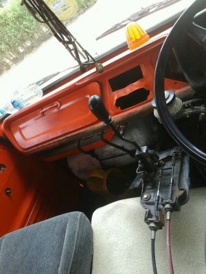 ขายรถ6ล้อ หัวแปช่วงสั้น เครื่อง74 แรง เกียร์สาย กระบะเหล็ก ตงเหล็กทั้งหมดทะเบียนพร้อมโอน