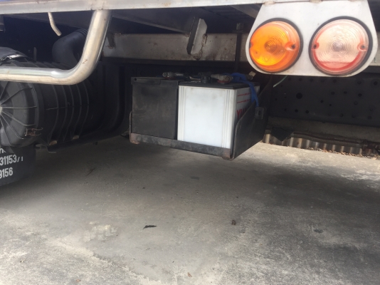 ขายISUZU NPR เครื่อง 130แรงเทอโบว์ กระบะสแตนเลสสภาพสวยมาก 089-4324977