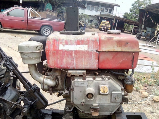 รถไถนั่งขับพร้อมใช้งานเครื่อง Ta 14 แรง ขับมันๆ รถไถนั่งขับพร้อมใช้งานเครื่อง Ta 14 แรง ขับมันๆ